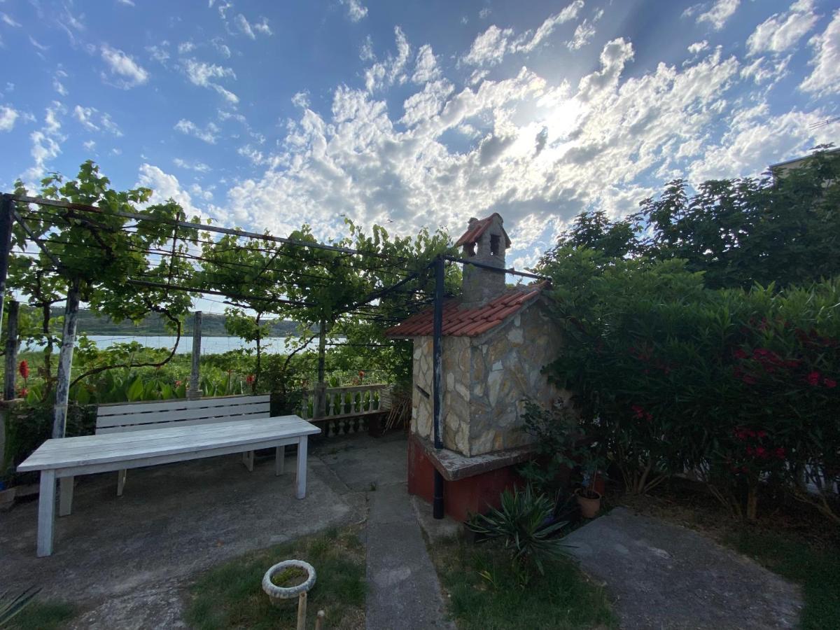 Villa Sabina - Apartments Kroatien Ražanac Exterior foto